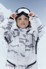 https://www.prshots.de/contents/archives/98/201/images/thumb350x287_auto/marks_amp-spencer_goodmove-ski-one-piece-69-3_thumb.jpg