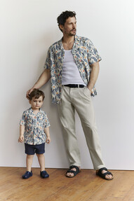 https://www.prshots.de/contents/archives/98/201/images/thumb350x287_auto/marks_amp_spencer_ms-fathers-day-2024-40_thumb.jpg