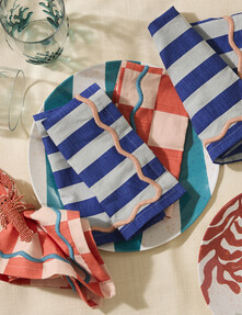 https://www.prshots.de/contents/archives/98/201/images/thumb350x287_auto/marks_amp_spencer_ms-home-summer-stripes_thumb.jpg