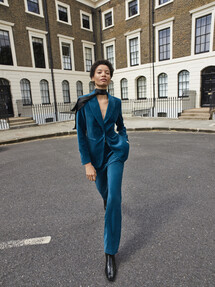https://www.prshots.de/contents/archives/98/201/images/thumb350x287_auto/marks_amp_spencer_ms-ww-autumn-24-campaign-1_thumb.jpg