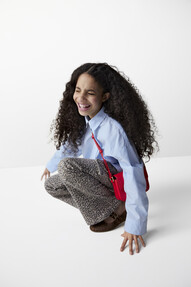 https://www.prshots.de/contents/archives/98/201/images/thumb350x287_auto/marks_amp_spencer_stripe-poplin-shirt-18-leopard-kickflare-jean__49332_thumb.jpg